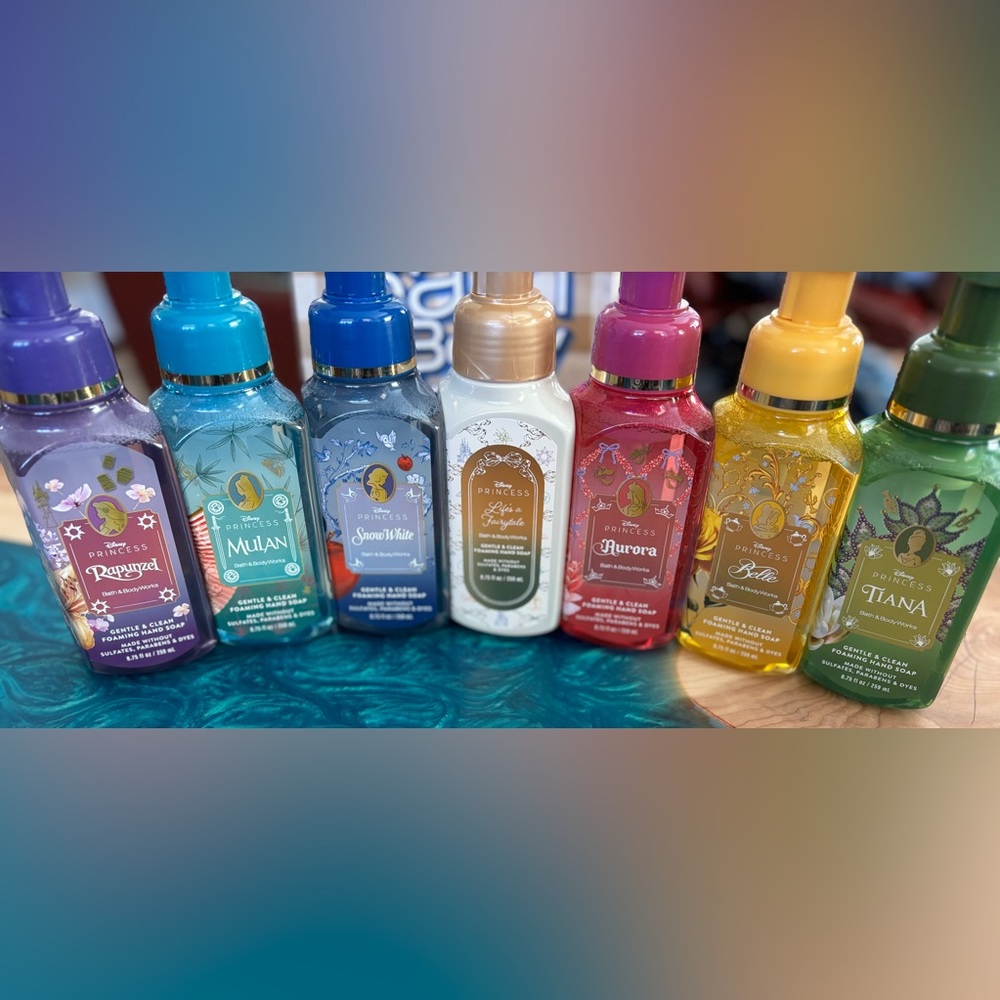 Bath & Body Works Disney Princess Foaming Hand Soaps - Complete 7 Bottle Set - Picture 2 of 3
